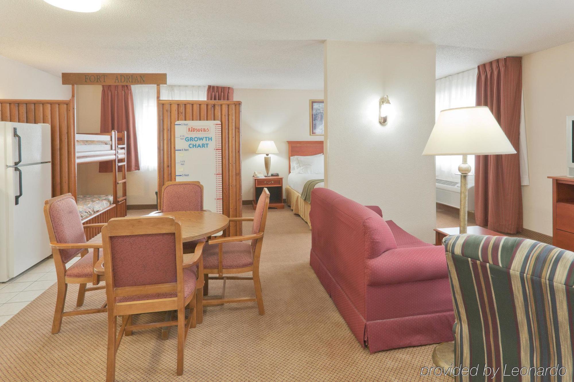 Holiday Inn Express Adrian By Ihg Pokoj fotografie