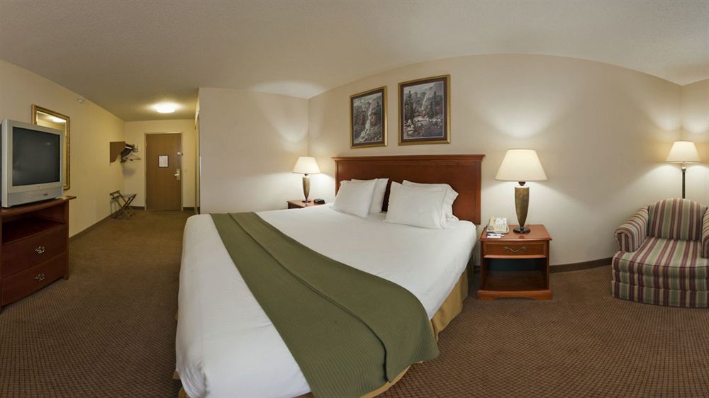 Holiday Inn Express Adrian By Ihg Exteriér fotografie